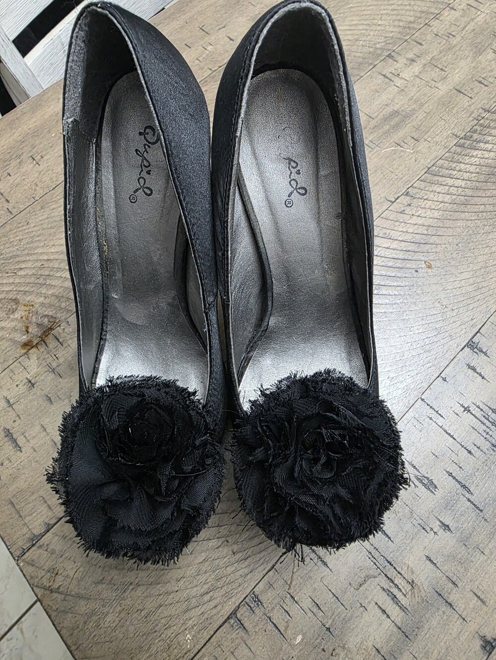Qupid Black Satin Pumps with Frayed Floral Pom-Pom